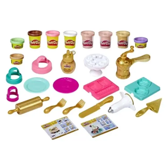 Play-Doh Gold Collection Gold Star Baker Playset image {1}