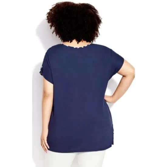 Women's Plus Size Mixed Media Border Top  - Glance Animal Border | AVENUE image {1}