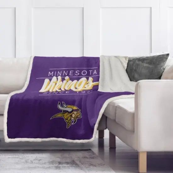 NFL Minnesota Vikings Legacy Script Sherpa Flannel Fleece Blanket image {1}