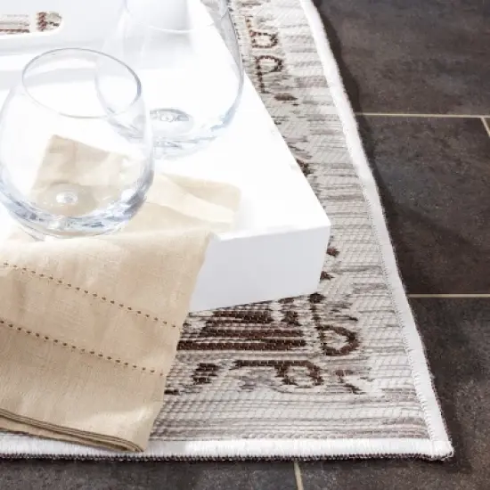 Sunrise SUN624 Power Loomed Indoor/Outdoor Rugs - Safavieh image {3}