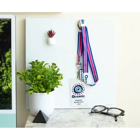 Surreal Entertainment Lost Oceanic Airlines Lanyard with ID Card & Charm image {7}