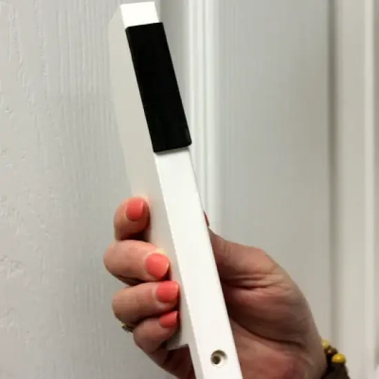 Cardinal Gates Step Over Gate - Freestanding Pet Gate - White image {5}