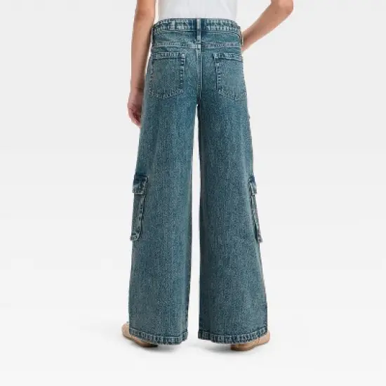 Girls' Mid-Rise Wide Leg Cargo Jeans - art class&trade; image {1}