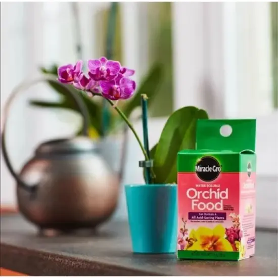 Miracle-Gro 30-10-10 Water Soluble Orchid Food, 8oz image {1}