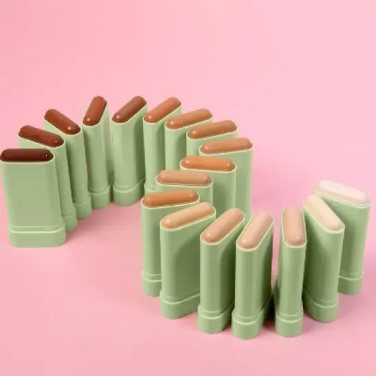 Pixi by Petra On-the-Glow BASE Foundation - 0.6oz image {9}