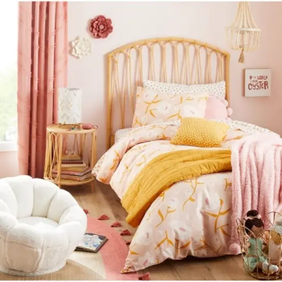 Teddy Bear Plush Kids' Throw - Pillowfort&trade; image {3}