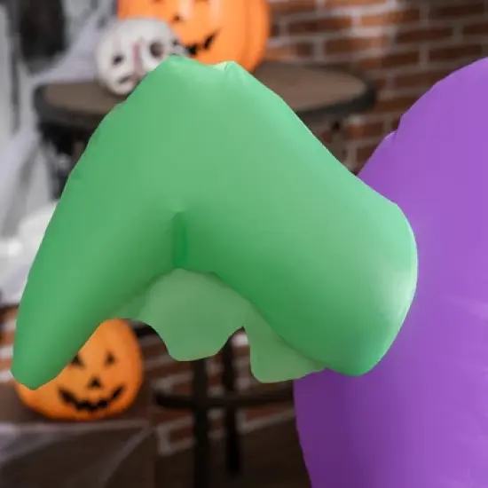 Outsunny 7.9' Halloween Inflatable Archway Pumpkin Skulls Ghosts Bats Archway Beams, Halloween Decoration with LED Lights for Garden Indoor Outdoor image {4}