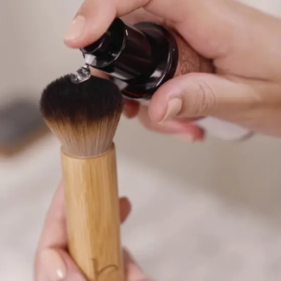 Beauty by Earth Face Self Tanner Serum image {5}