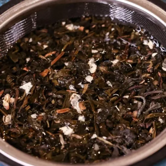 Frieling "Arare", Cast Iron Teapot, 40 fl. oz. , Blue/Gold image {2}