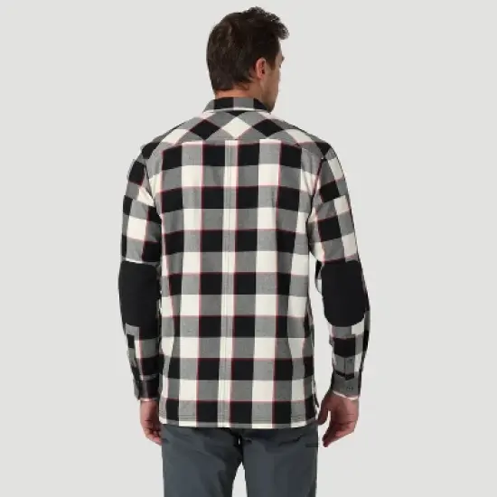 Wrangler Men's Regular Fit ATG Plaid Long Sleeve Button-Down Shirt image {1}