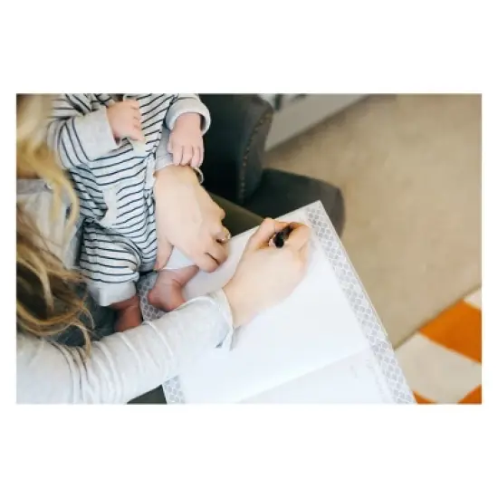 Pearhead Hello Baby, Baby Memory Book - Green image {3}