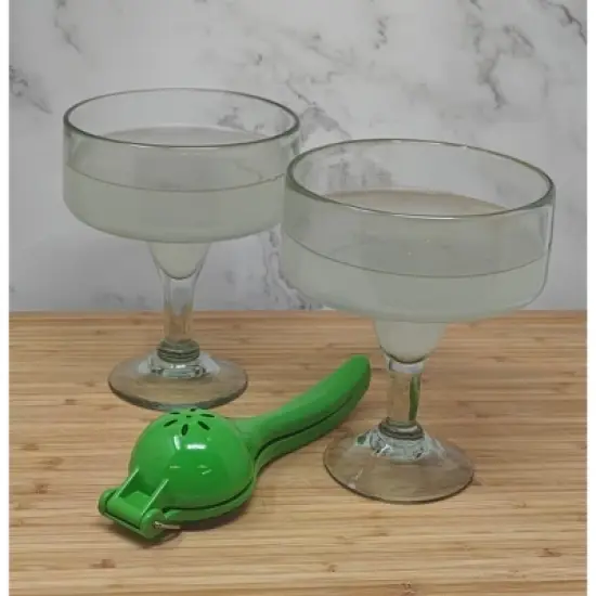 Dos Sue&ntilde;os Mexican Hand Blown Margarita Glasses - Natural - 16oz - Set of 2 image {3}