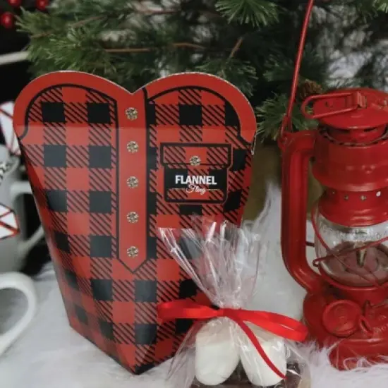 Big Dot of Happiness Flannel Fling Before the Ring - Buffalo Plaid Bachelorette Party Favors - Gift Heart Shaped Favor Boxes for Women - Set of 12 image {5}