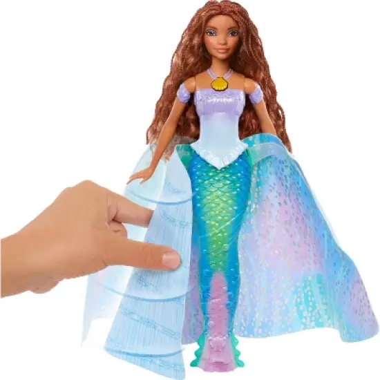 Disney The Little Mermaid Transforming Ariel Fashion Doll image {4}
