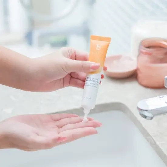 Beauty by Earth Oil Control Moisturizer, 1oz image {3}