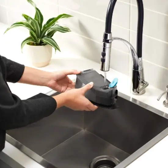 iRobot Roomba Combo j5 Robot Vacuum and Mop image {8}