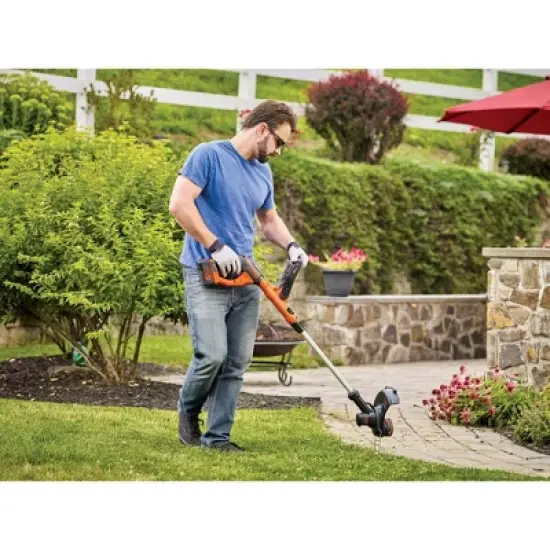 Black & Decker LCC340C 40V MAX Automatic Feed Spool Lithium-Ion 13 in. Cordless String Trimmer and Sweeper Combo Kit (2 Ah) image {12}