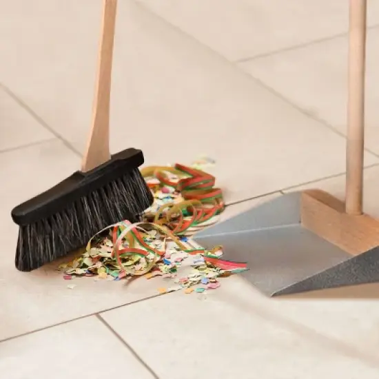 Kings County Tools Standing Broom and Dustpan Set image {3}