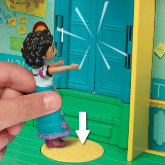 Disney Encanto Mirabel Small Doll & Room Accessories image {7}