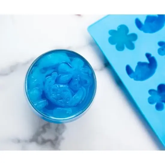 Silver Buffalo Disney Lilo & Stitch Silicone 8 Cube Ice Cube Tray image {7}