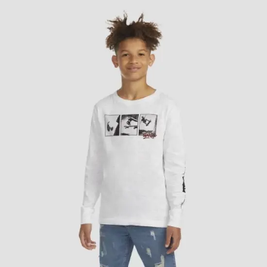 Levi's&reg; Boys' Long Sleeve Logo Graphic T-Shirt - White image {9}