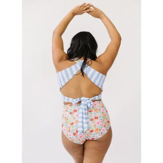 Lime Ricki Women's Painted Floral Cross-Back Crop Top image {3}