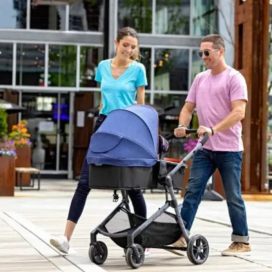 Evenflo Pivot Vizor Travel System image {32}