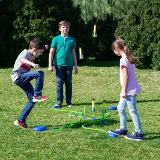 HearthSong Kids Stomp Backyard Launch Rocket Flyers, Set of Eight image {1}