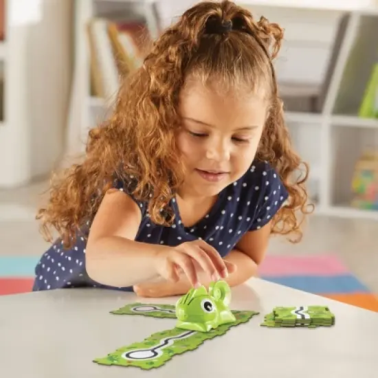 Learning Resources Coding Critters Go-Pets - Dart the Chameleon image {4}