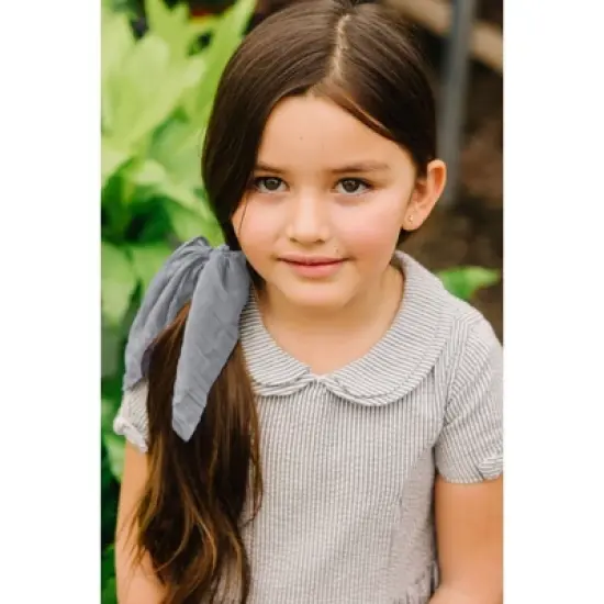 Hope & Henry Girls' Short Sleeve Peter Pan Collar Dress with Bow Details, Toddler image {3}