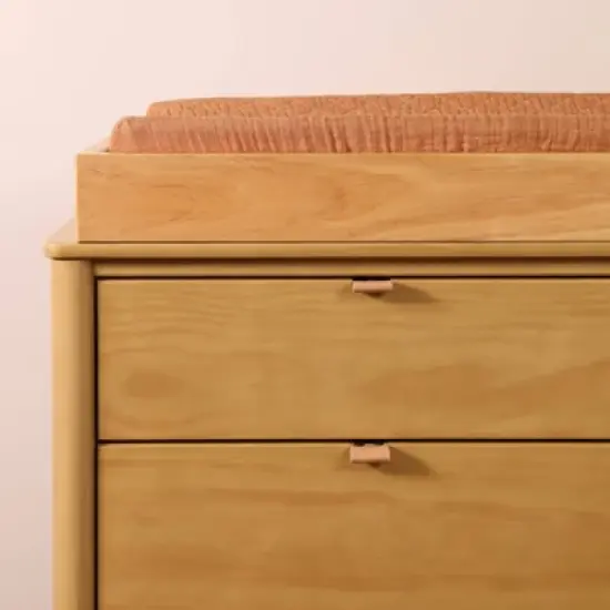 Babyletto Burnt Sienna Quilted Muslin Changing Pad Cover, GOTS Certified Organic Cotton image {3}