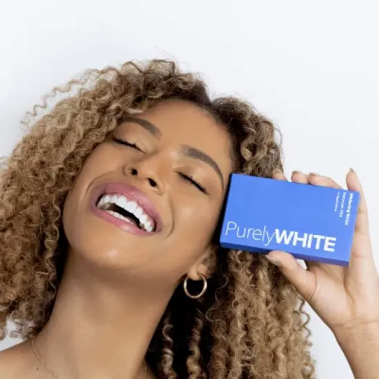 PurelyWHITE DELUXE | Whitening Strips image {1}