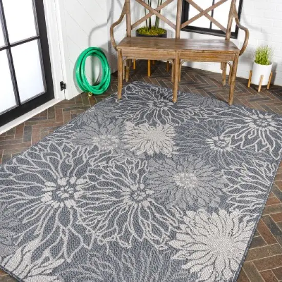 Bahamas Modern All-Over Floral Indoor/Outdoor Area Rug - JONATHAN Y image {4}