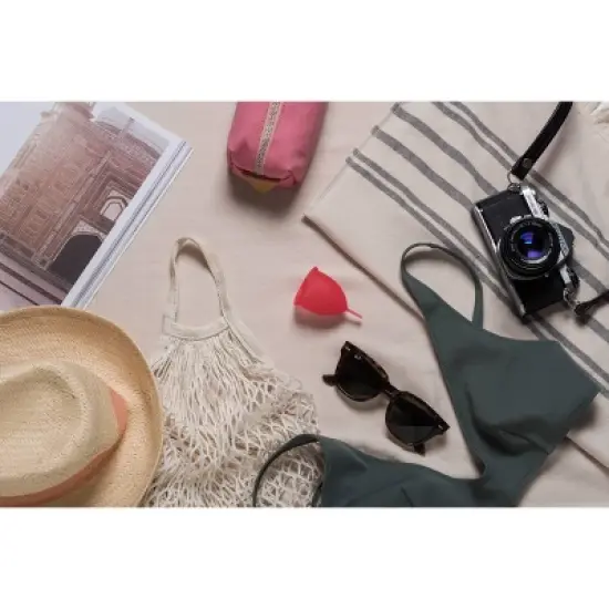 Saalt Menstrual Cup - Himalayan Pink - Small image {4}