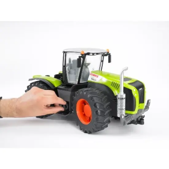Bruder Claas Xerion 5000 Farm Tractor image {2}