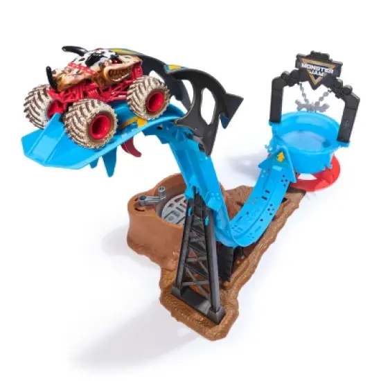 Monster Jam Mud Blasters Monster Mutt Dalmatian Dunk Tank Playset image {1}