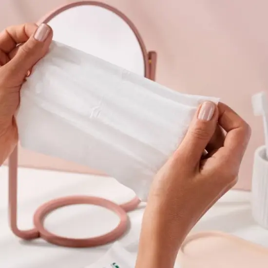 Love Wellness pH Balanced Wipes for Sensitive Care Unscented image {7}