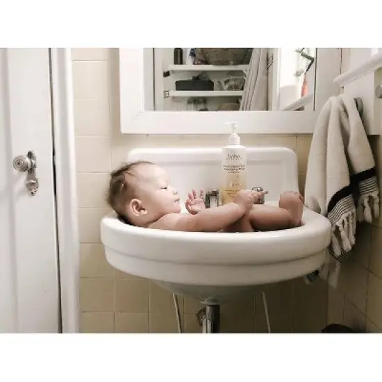 Babo Botanicals Moisturizing 2-in-1 Oatmilk & Calendula Baby Shampoo & Wash - 16 fl oz image {2}