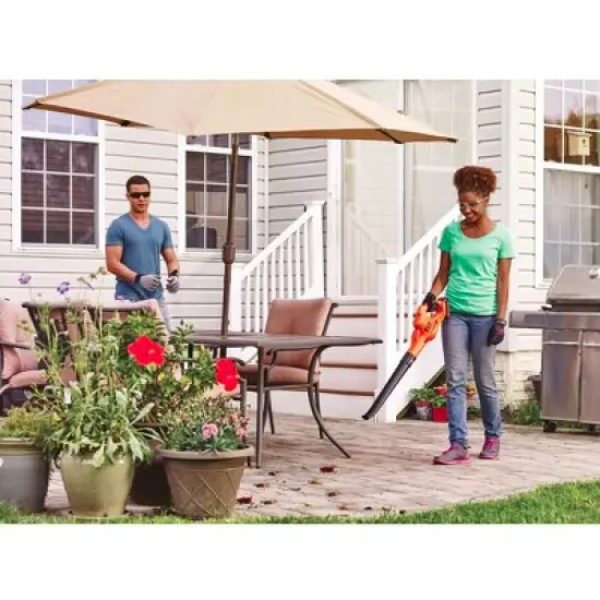 Black & Decker LSW221 20V MAX Lithium-Ion Cordless Sweeper Kit (1.5 Ah) image {4}