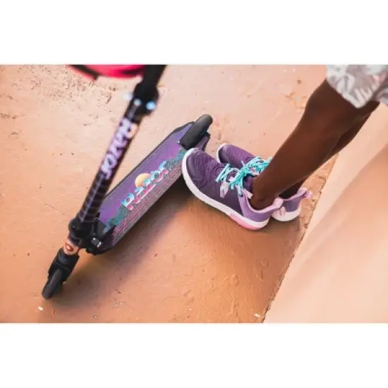 Razor A 2 Wheel Scooter - Synthwave image {5}