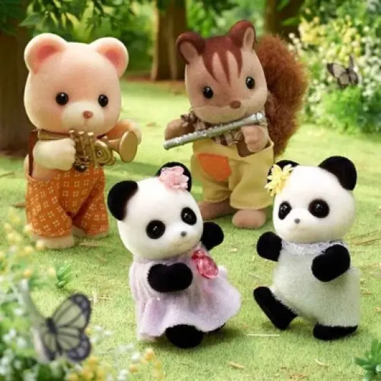 Calico Critters Pookie Panda Family Playset image {2}