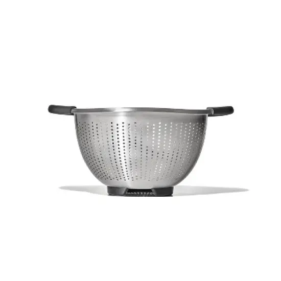 OXO 3Qt Stainless Steel Colander: Dishwasher-Safe Pasta Strainer, Light Silver, 9.6" Width, 3Qt Capacity image {7}