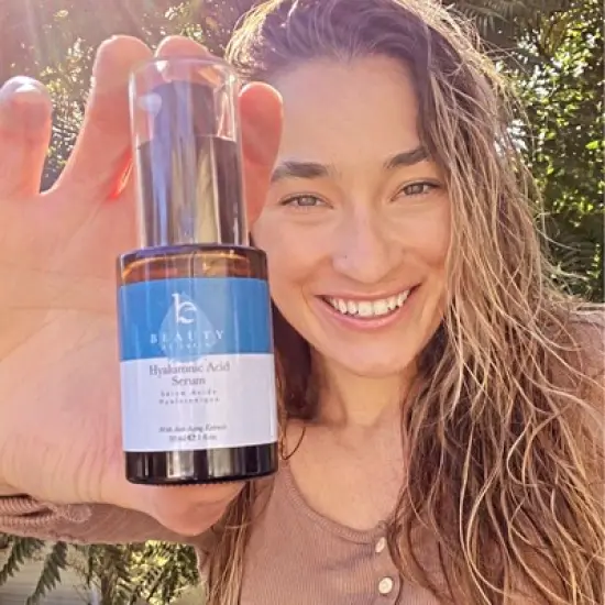 Beauty by Earth Hyaluronic Acid Serum image {6}