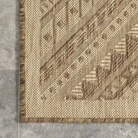 nuLOOM Landry Aztec Indoor and Outdoor Area Rug image {4}