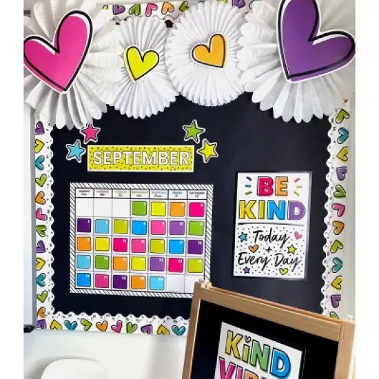 Carson Dellosa Education 65' Rainbow Doodles Rolled Scalloped Bulletin Board Borders (1 roll) image {4}