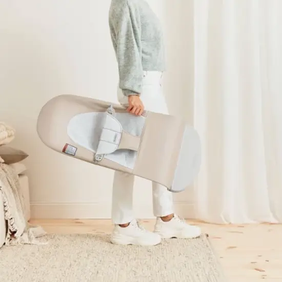 BabyBjorn Balance Soft Baby Bouncer - Cotton/Jersey Beige image {4}