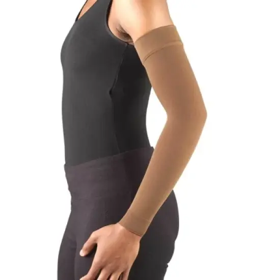 Truform Lymphedema Compression Arm Sleeve, 20-30 mmHg Post Mastectomy Support image {14}