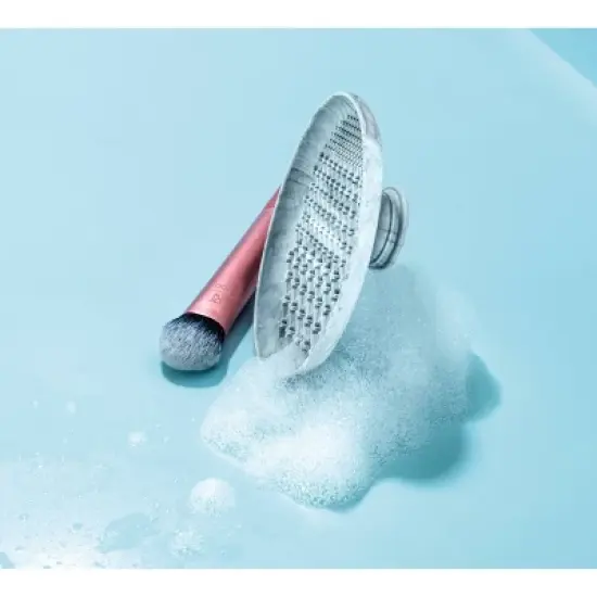 Real Techniques Cleansing Duo - Cleansing Palette & Cleansing Gel image {9}