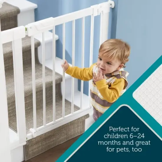 Safety 1st Pressure-Check Gate with SecureTech - White image {5}