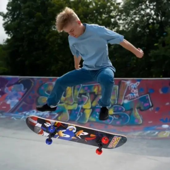 Sonic the Hedgehog 31" Licensed Skateboard - Sonic vs Shadow image {6}